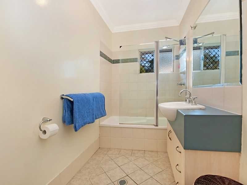 1/7-9 Le Grande Street, Freshwater QLD 4870