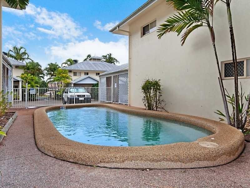 1/7-9 Le Grande Street, Freshwater QLD 4870