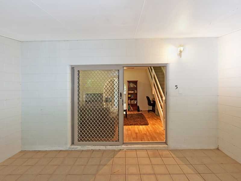 5/80 Old Smithfield Road, Freshwater QLD 4870