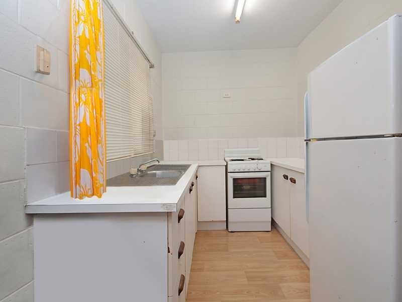 2/8 Kidston Street, Bungalow QLD 4870