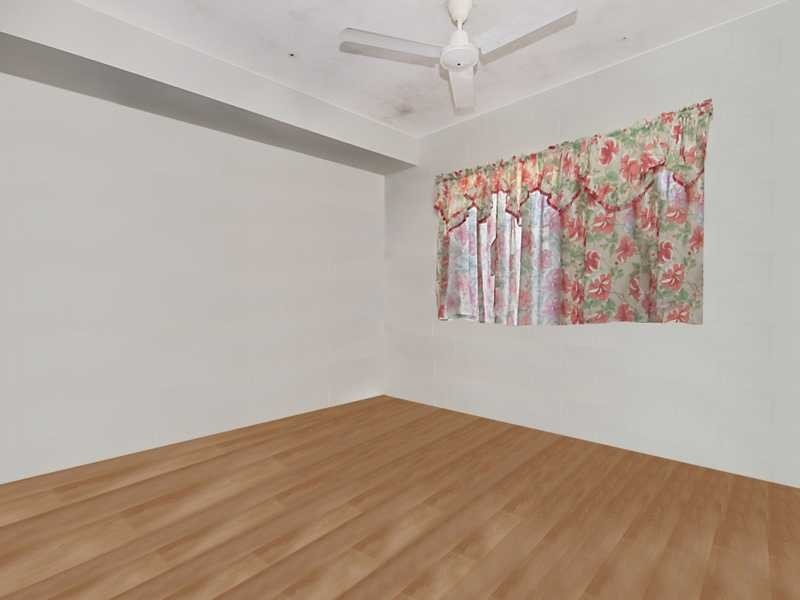 2/8 Kidston Street, Bungalow QLD 4870