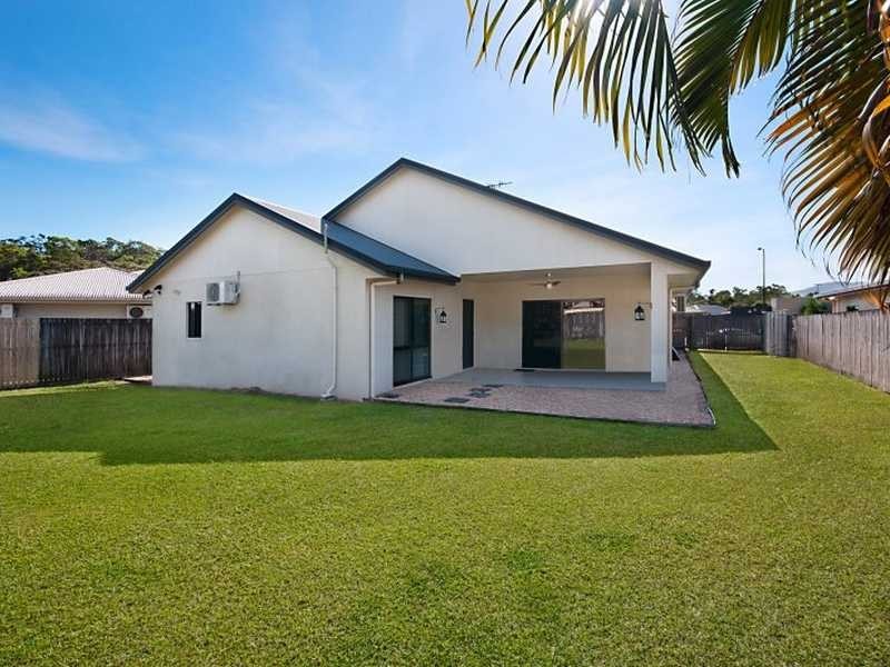 Bassett Street, Kanimbla QLD 4870