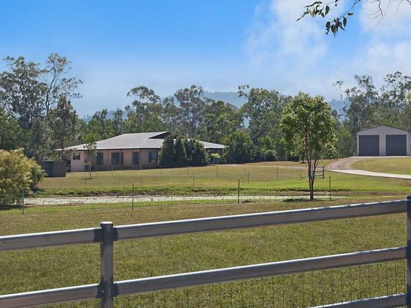 33 Pandanus Place, Speewah QLD 4881
