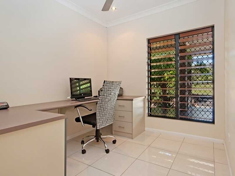 33 Pandanus Place, Speewah QLD 4881
