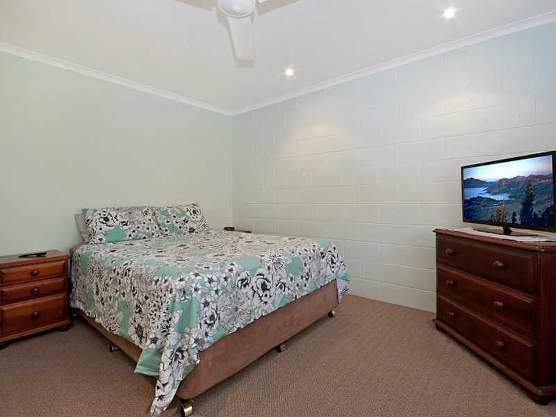 3/36-38 Old Smithfield Road, Freshwater QLD 4870