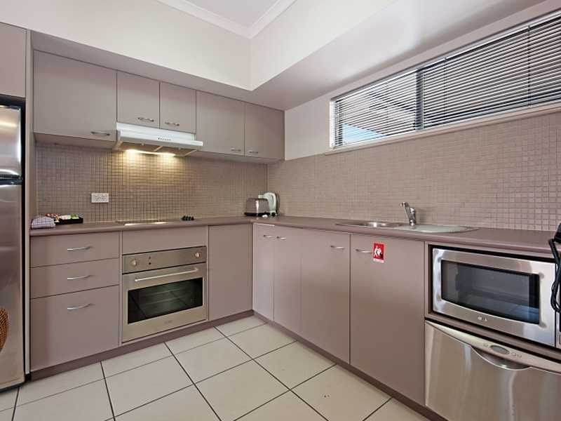 1113 & 1114/3-11 Water Street, Cairns City QLD 4870