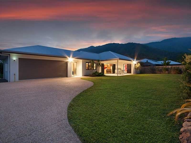9 McBride Street, Redlynch QLD 4870