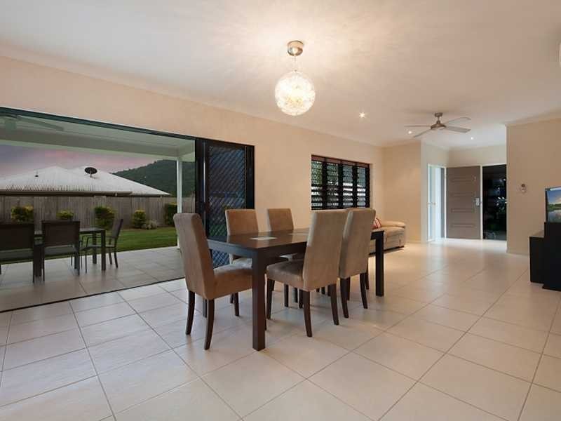 9 McBride Street, Redlynch QLD 4870