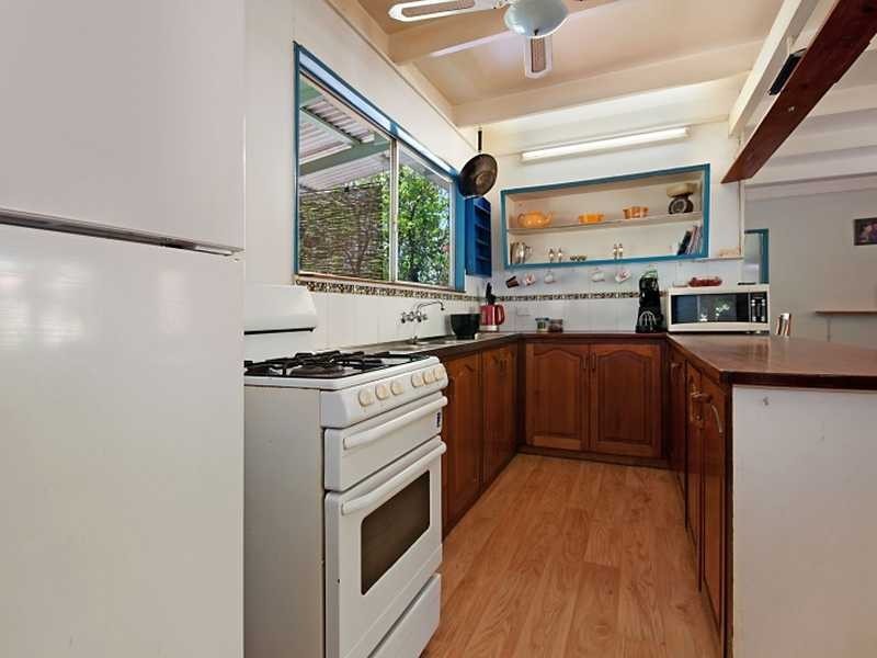 20 Daphne Street, Redlynch QLD 4870