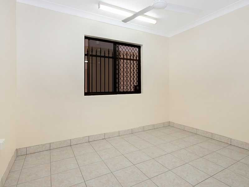 15 Grevillea Street, Mooroobool QLD 4870