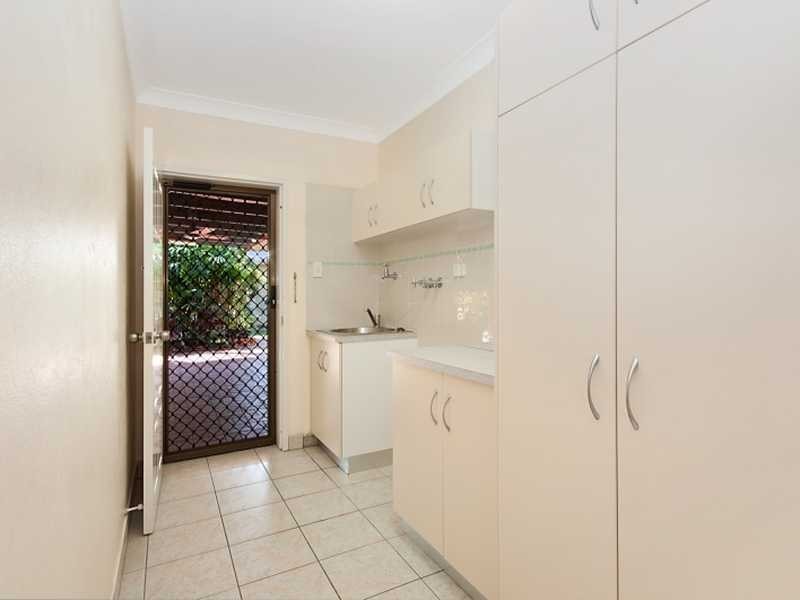 15 Grevillea Street, Mooroobool QLD 4870