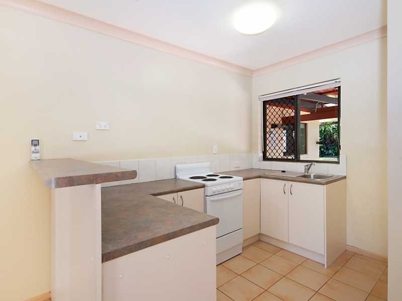 15 Grevillea Street, Mooroobool QLD 4870