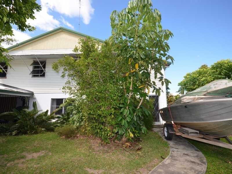 42 Barr Street, Edmonton QLD 4869