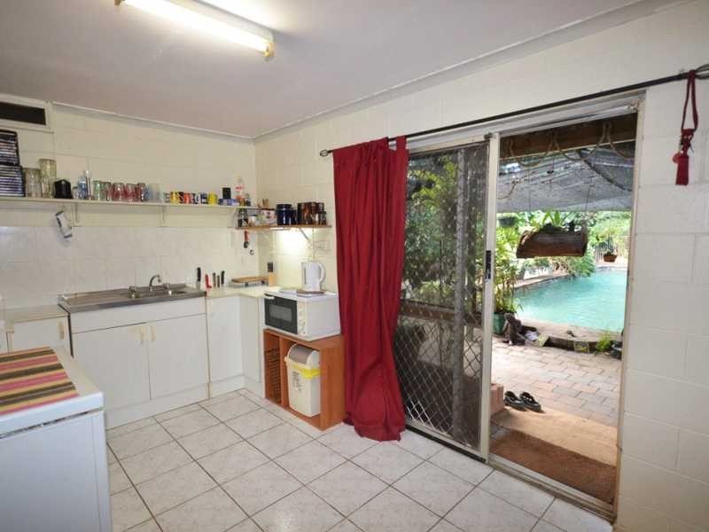 42 Barr Street, Edmonton QLD 4869