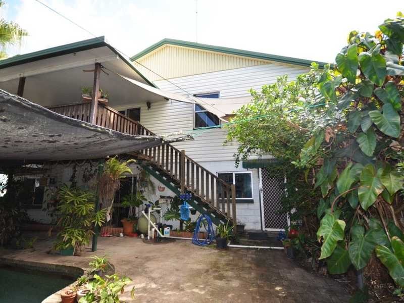 42 Barr Street, Edmonton QLD 4869