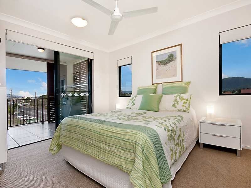 24/182 Spence Street, Cairns QLD 4870