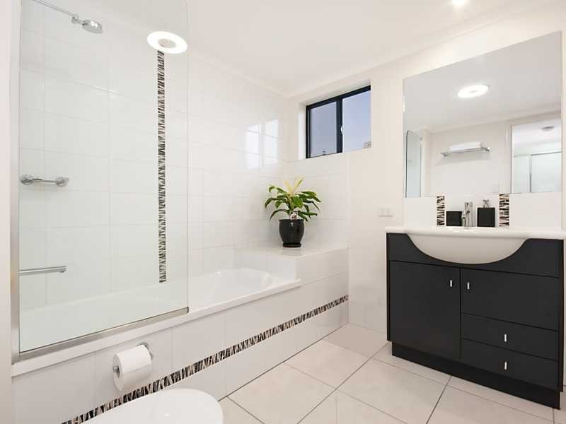 24/182 Spence Street, Cairns QLD 4870