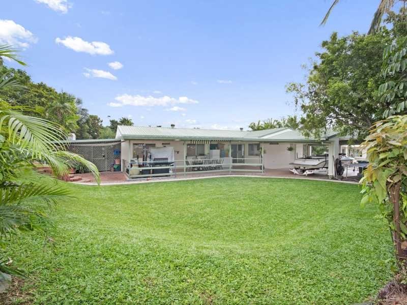 9 Mabel Street, Mount Sheridan QLD 4868