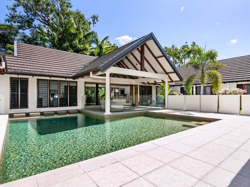 2 ‘The Sands’ Barrier Street, Port Douglas QLD 4877