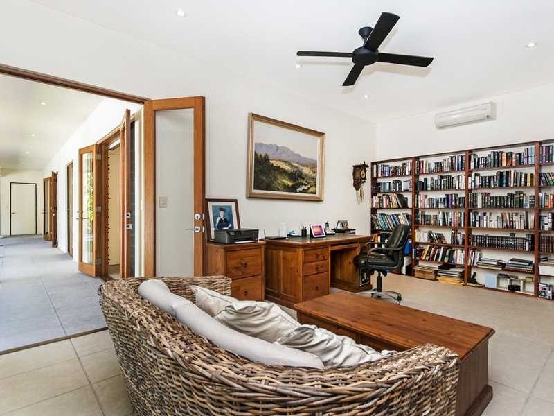 2 ‘The Sands’ Barrier Street, Port Douglas QLD 4877