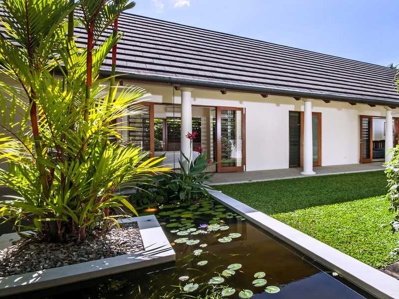 2 ‘The Sands’ Barrier Street, Port Douglas QLD 4877