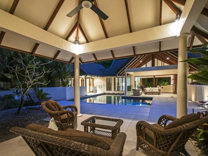 2 ‘The Sands’ Barrier Street, Port Douglas QLD 4877
