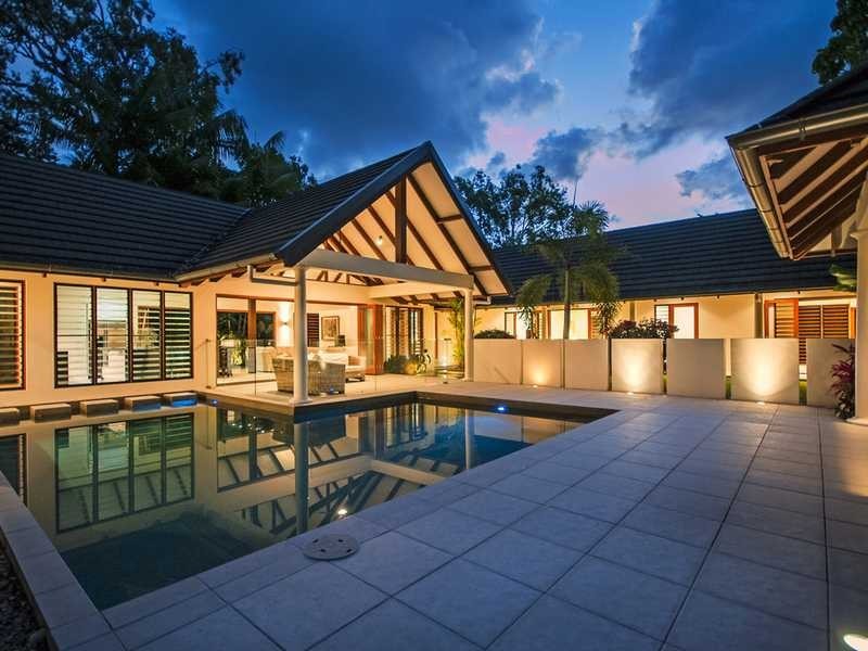 2 ‘The Sands’ Barrier Street, Port Douglas QLD 4877