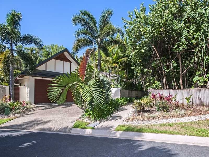 2 ‘The Sands’ Barrier Street, Port Douglas QLD 4877