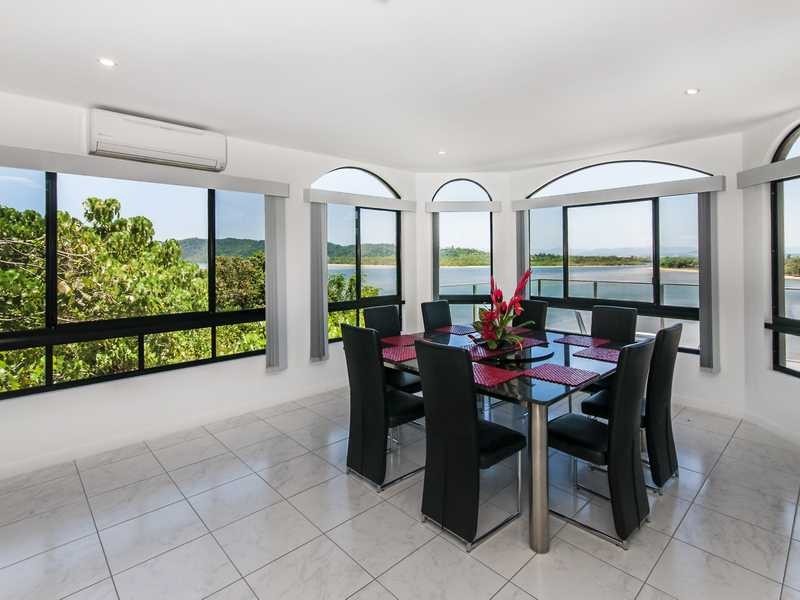 11 Maria Street, Flying Fish Point QLD 4860