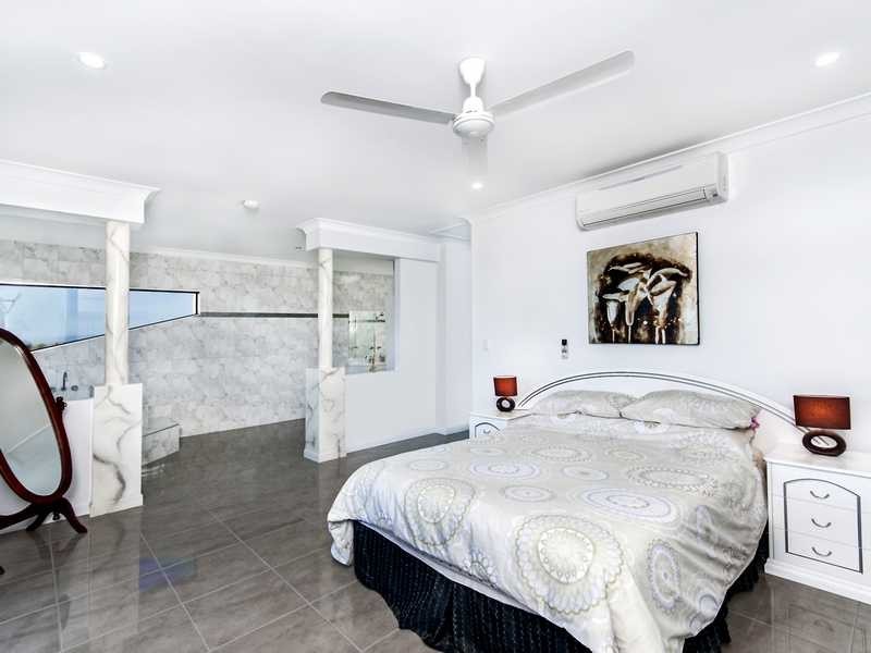11 Maria Street, Flying Fish Point QLD 4860