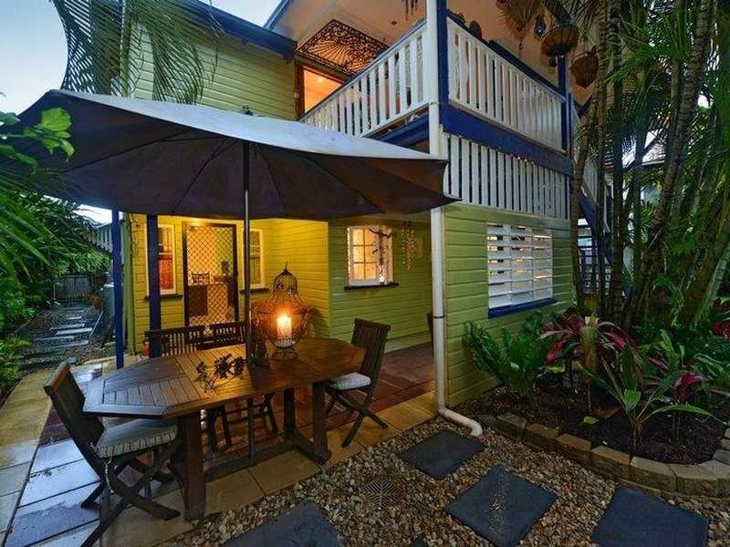 32 Smith Street, Cairns North QLD 4870