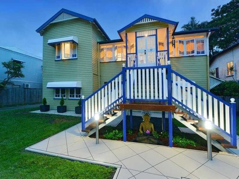 32 Smith Street, Cairns North QLD 4870