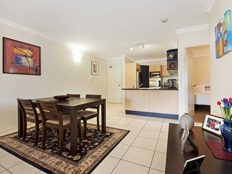 8/19 Pembroke Street, Parramatta Park QLD 4870