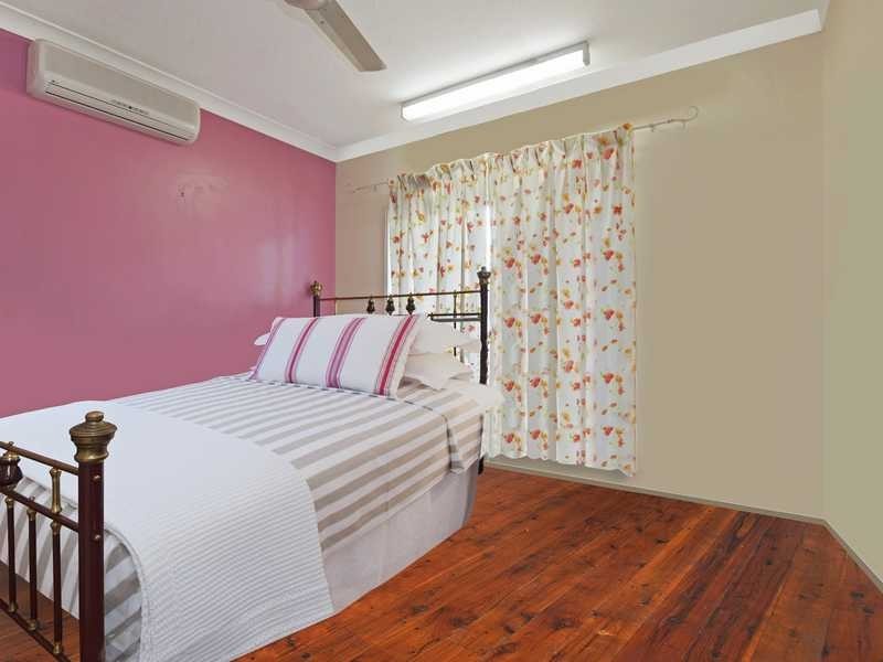 Unit 6/342 Mccoombe Street, Mooroobool QLD 4870