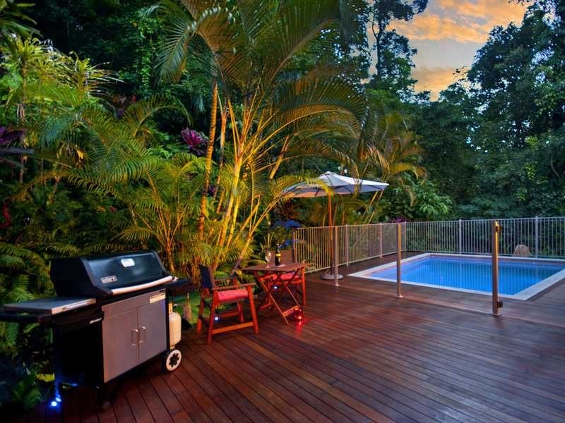 8 Licuala Close, Kamerunga QLD 4870