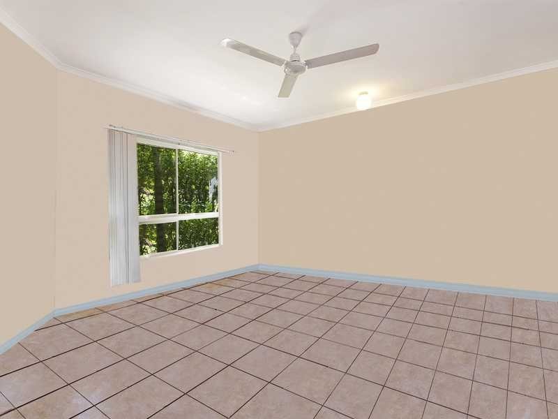 16 Opaline Close, Brinsmead QLD 4870