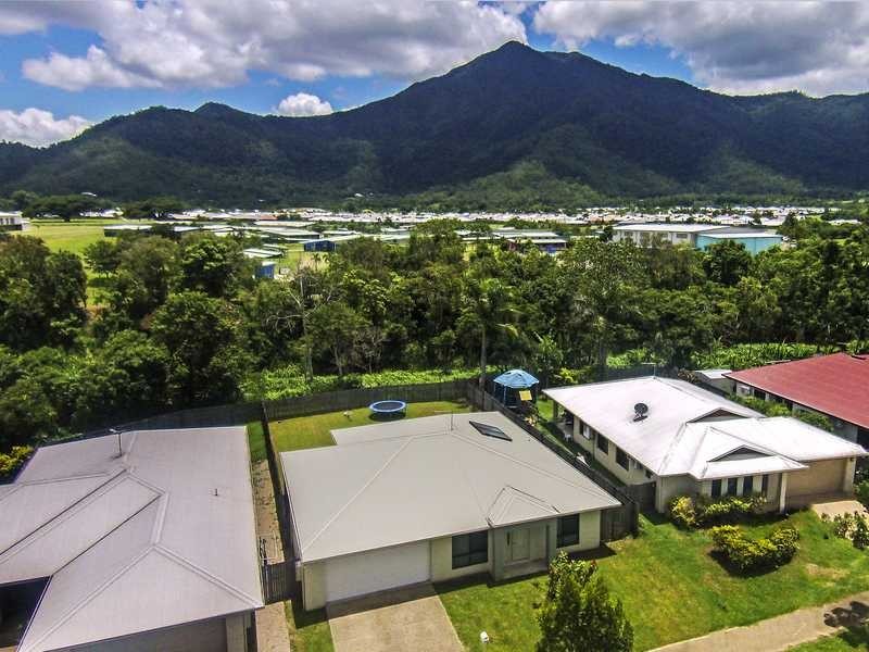 16 Finniss Crescent, Bentley Park QLD 4869