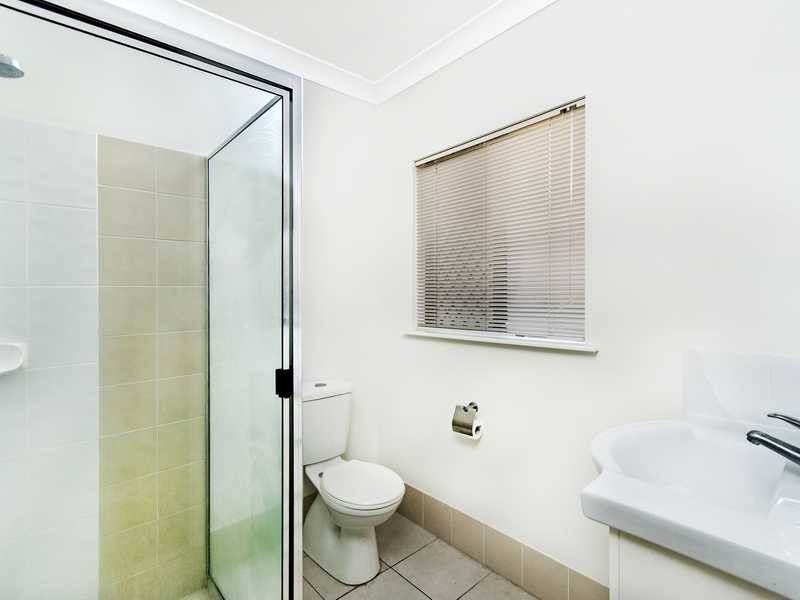 16 Finniss Crescent, Bentley Park QLD 4869