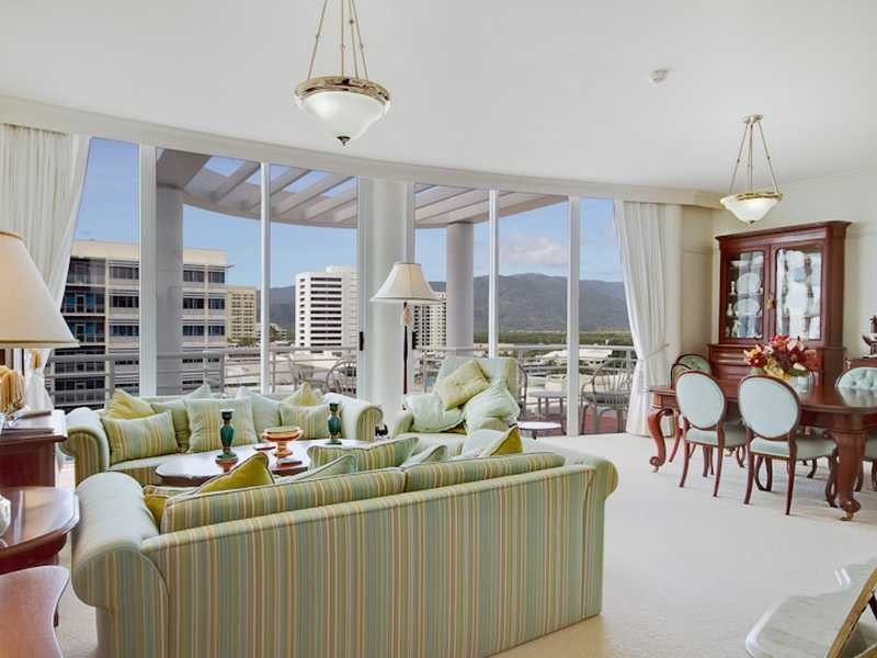27/73 Spence Street, Cairns City QLD 4870