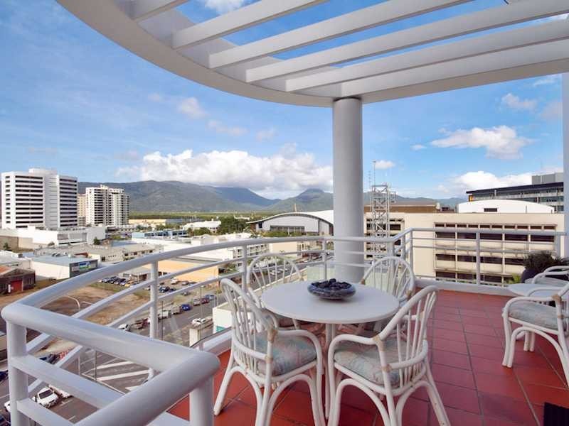 27/73 Spence Street, Cairns City QLD 4870