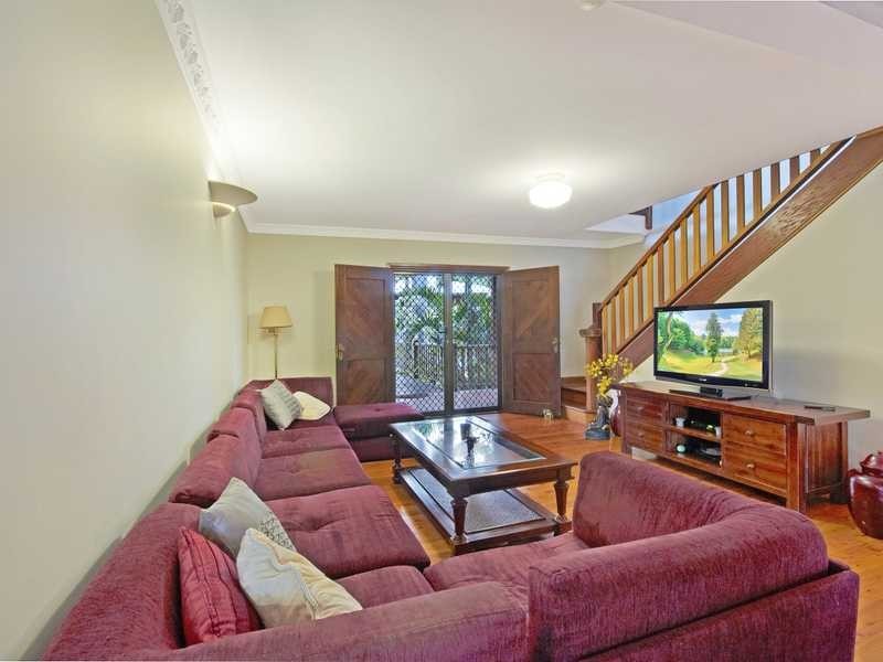 168 Harvey Road, Redlynch QLD 4870