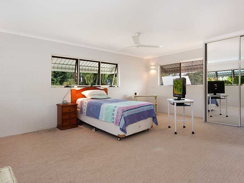 69 Wattle Street, Yorkeys Knob QLD 4878