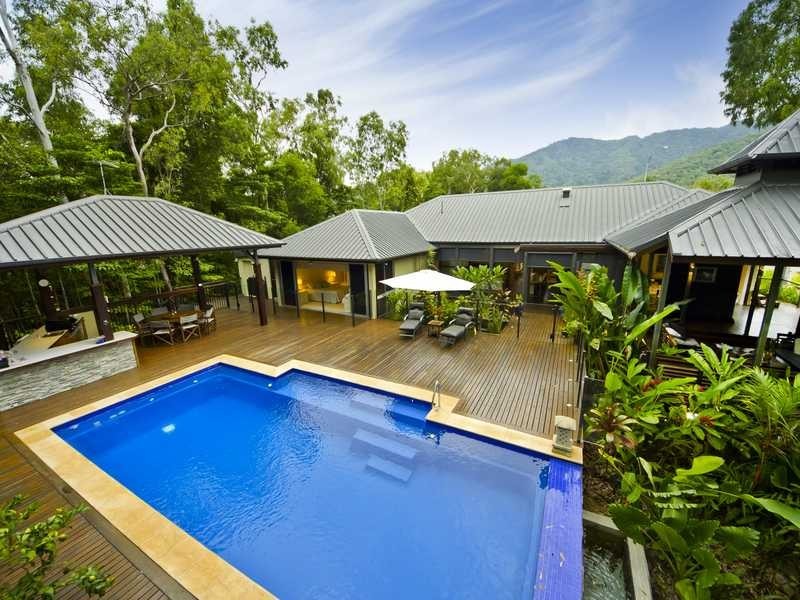 1 Argentea Boulevard, Palm Cove QLD 4879