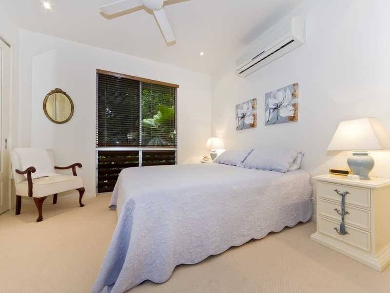 1 Argentea Boulevard, Palm Cove QLD 4879