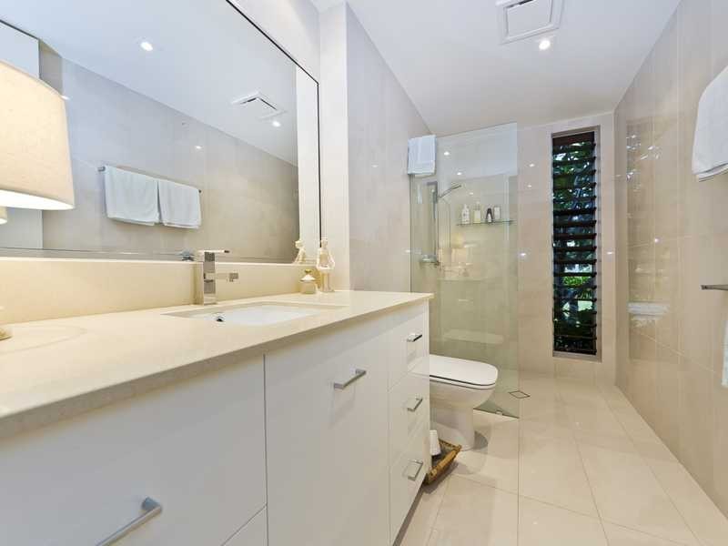 1 Argentea Boulevard, Palm Cove QLD 4879