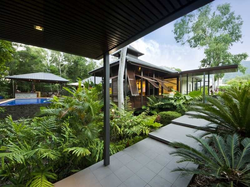 1 Argentea Boulevard, Palm Cove QLD 4879
