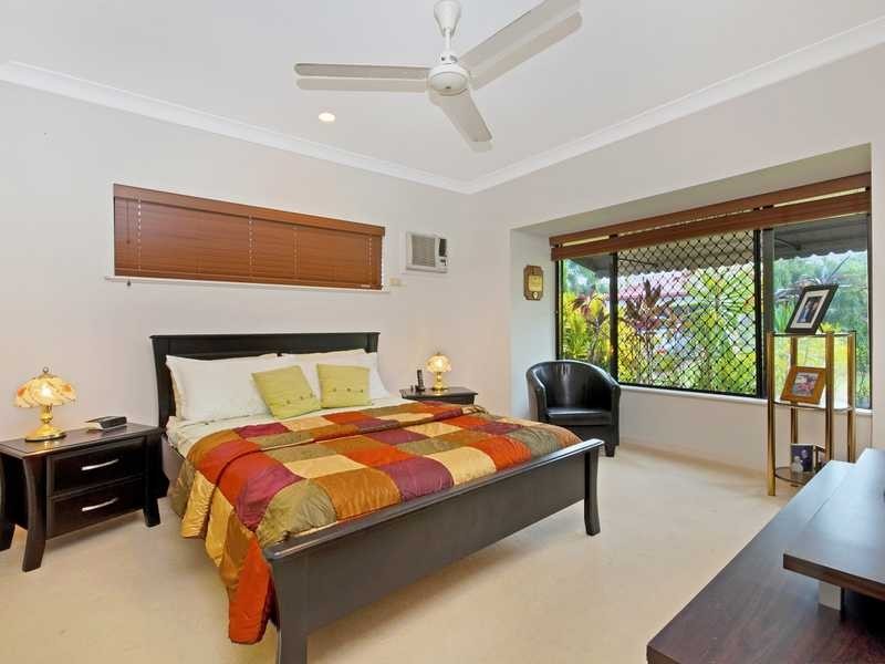 4 Howie Close, Kewarra Beach QLD 4879