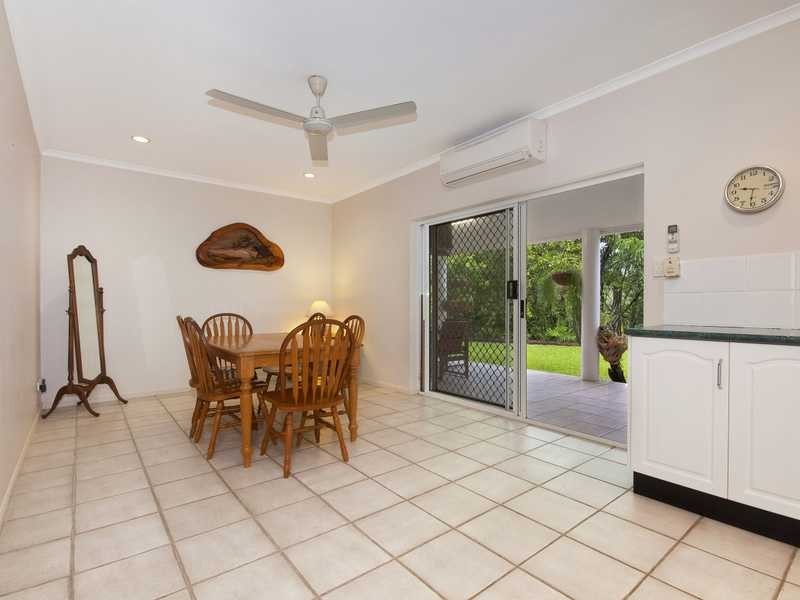6 Fay Close, Brinsmead QLD 4870