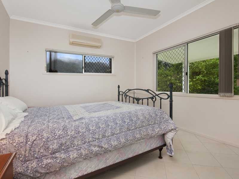 6 Fay Close, Brinsmead QLD 4870