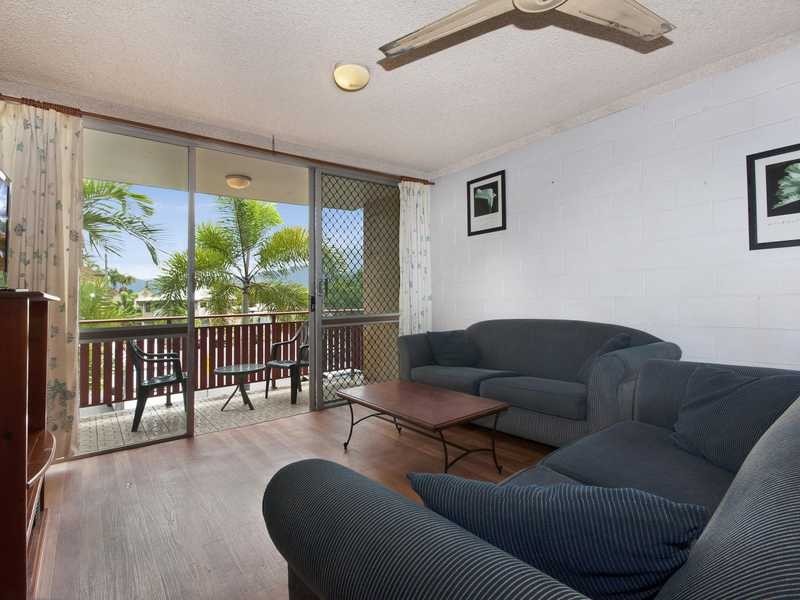 11/186 Lake Street, Cairns North QLD 4870